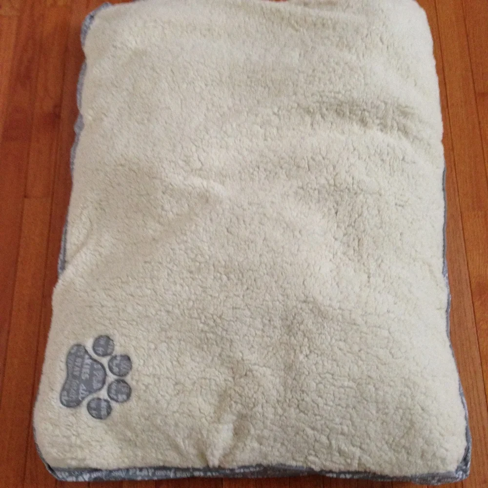 NEW Duck River Textile Bjorn Pet Bed